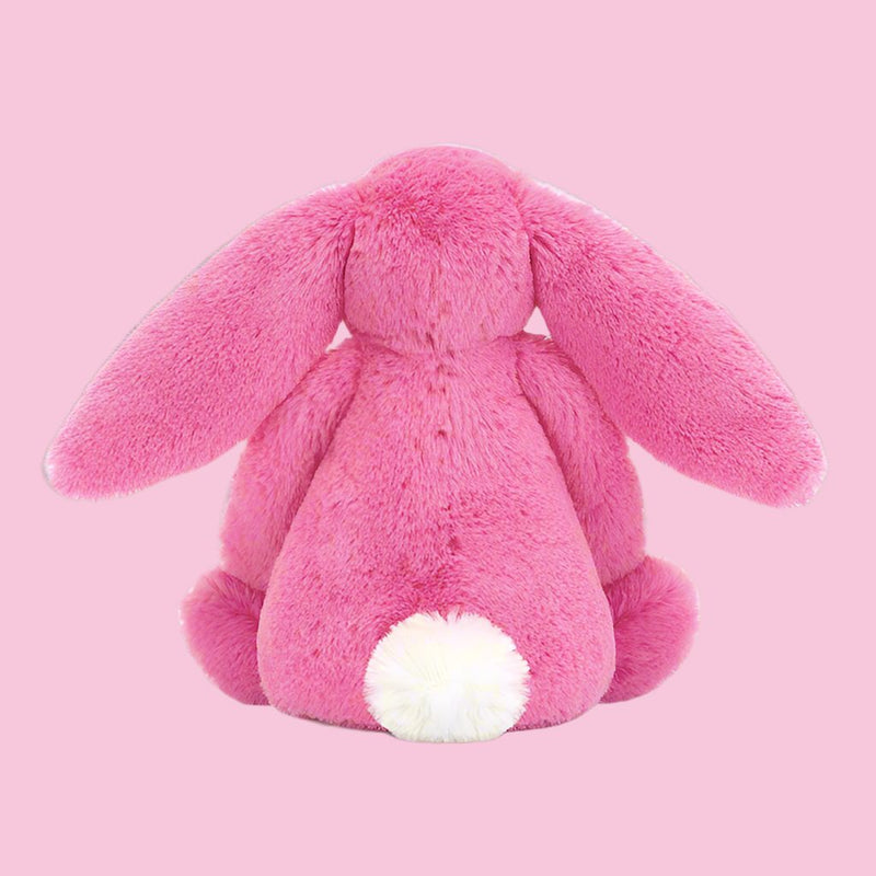 Looking for the cutest cuddle buddy? The Jellycat is here to steal your heart! This plushie isn’t just soft, it's squishy, huggable, and oh-so-irresistible. From its velvety fur to its adorable colour , this Jellycat is the perfect snuggle pal for kids and grown-ups alike!
